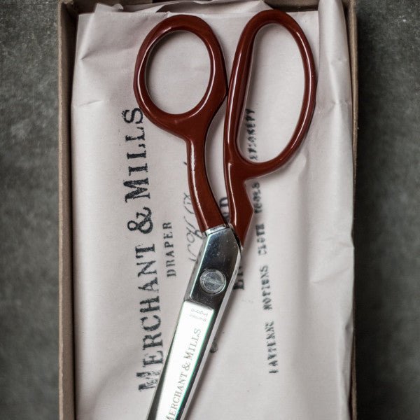 Red Extra Sharp 10 Scissors - Merchant & Mills