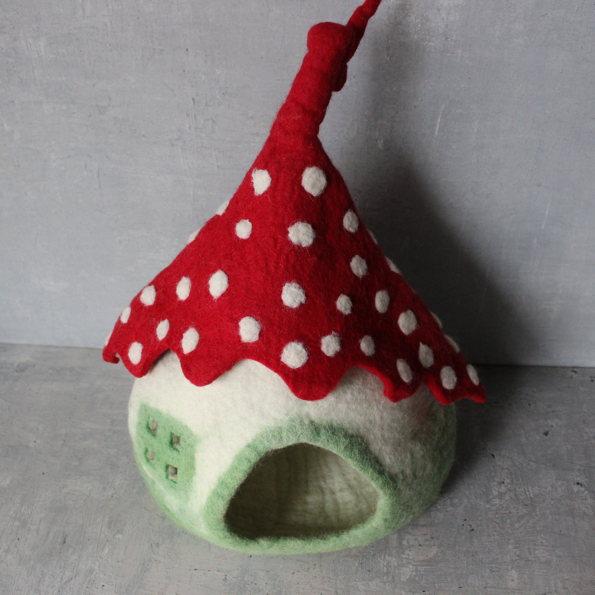 Large Fairy Toadstool Cave House - Tribe Castlemaine