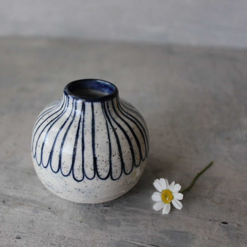 Little Ceramic Vase Daisy - Tribe Castlemaine