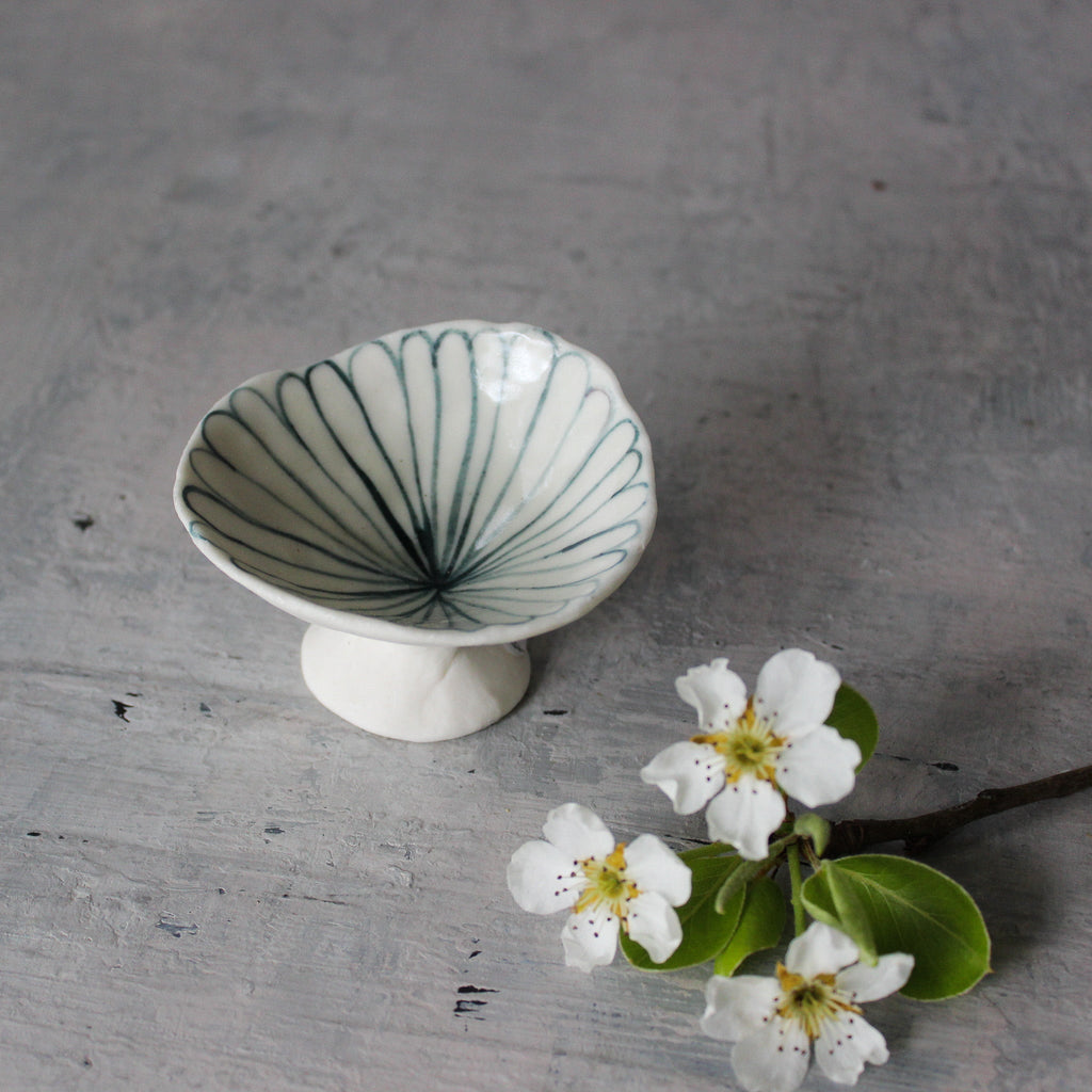 Little Porcelain Pedestal Dish Daisy - Tribe Castlemaine