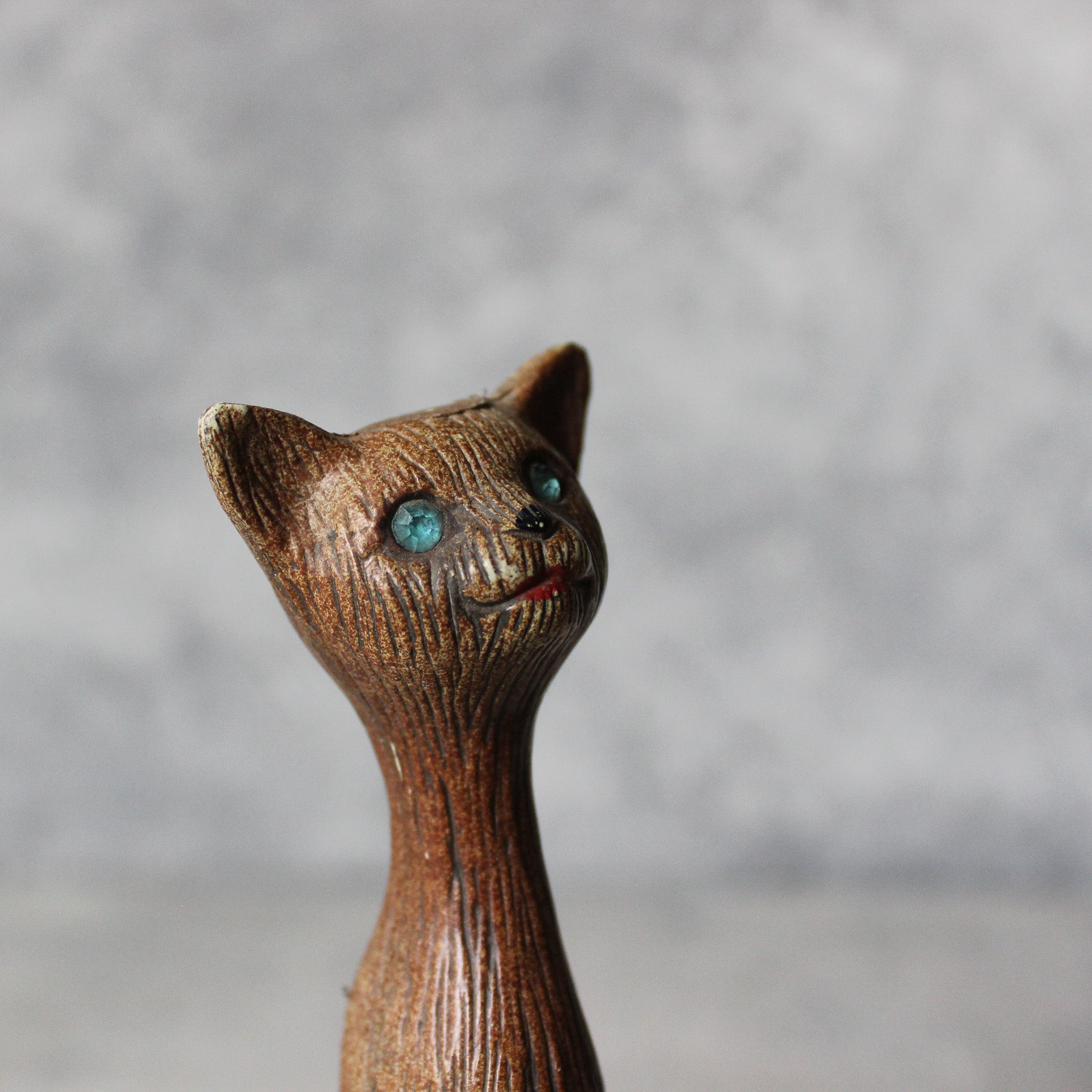 Vintage Faux Wood Cat Figurine - Tribe Castlemaine